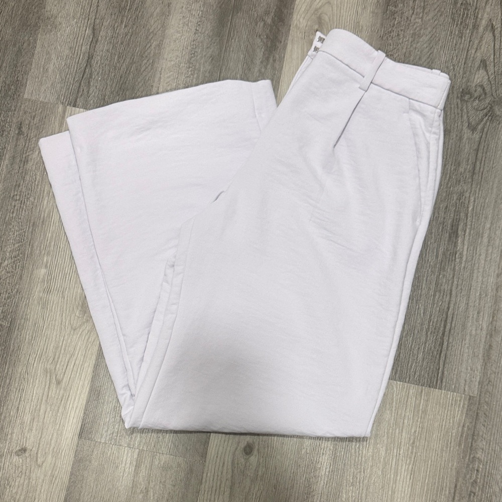 Abercrombie & Fitch High Waist Wide Leg Pant in Lilac - Size 8 Long